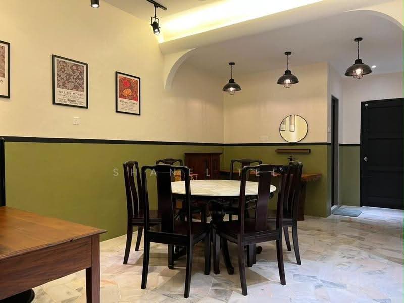 1-storey Terraced House for Sale in Taman Gunung Lambak (Kluang) - Shanel Tee - Dining Room - PropertyGuru.com.my