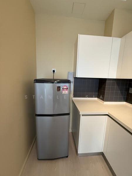 Kondominium untuk Dijual di Urbana Residences - Stanley Sia - Kitchen - PropertyGuru.com.my