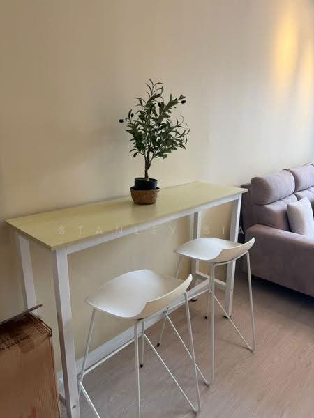 Kondominium untuk Dijual di Urbana Residences - Stanley Sia - Living Room - PropertyGuru.com.my