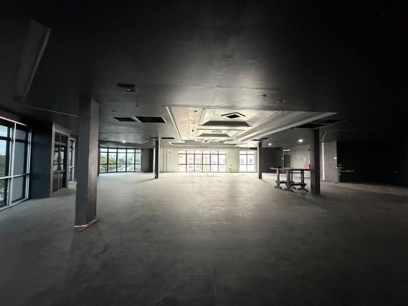 Shop / Office for Rent in Permas Jaya (Johor) - Carson . - Interior - PropertyGuru.com.my