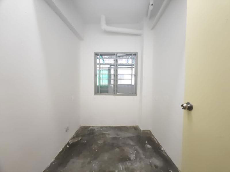 2-storey Terraced House for Sale in Bandar Baru Kundang (Rawang) - Tiffany Yang - Storeroom - PropertyGuru.com.my