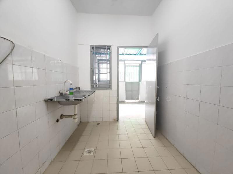 2-storey Terraced House for Sale in Bandar Baru Kundang (Rawang) - Tiffany Yang - Dapur - PropertyGuru.com.my