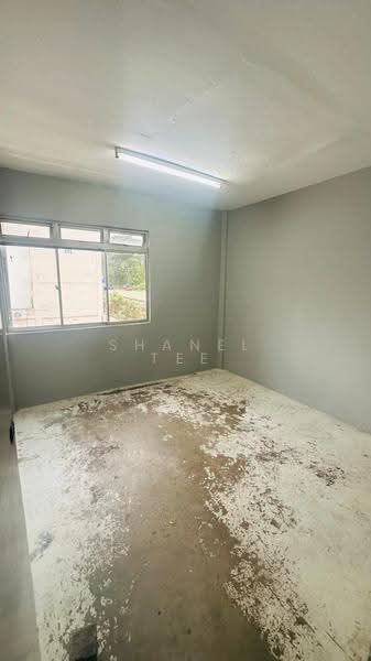 Rumah Flat untuk Dijual di Jalan Haji Manan Flat - Shanel Tee - Interior - PropertyGuru.com.my