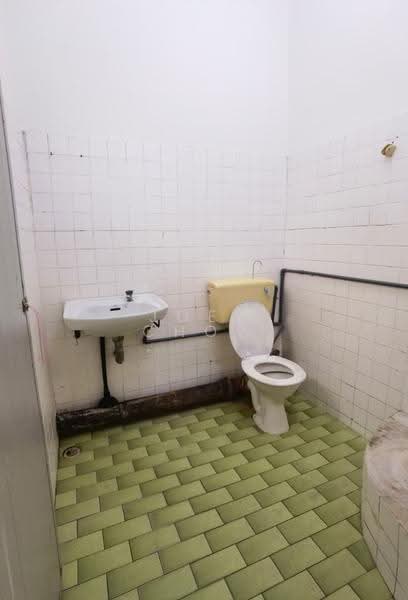 Rumah Teres 2-Tingkat untuk Dijual di Kepong (Kuala Lumpur) - Joey Chow - Bathroom - PropertyGuru.com.my