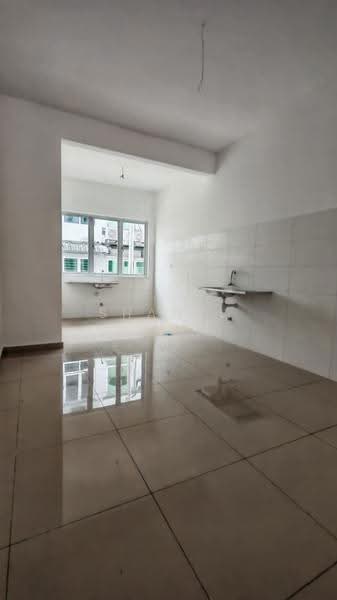 Rumah Teres 2-Tingkat untuk Dijual di Bandar Seri Impian (Kluang) - Shanel Tee - Kitchen - PropertyGuru.com.my