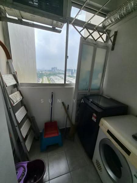 Apartment for Rent at Austin Suites (Permata Austin) - Sun Yap - Balcony - PropertyGuru.com.my