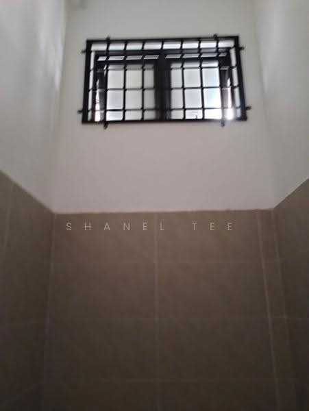 Shop for Rent in Taman Tasik Indah (Kluang) - Shanel Tee - Interior - PropertyGuru.com.my