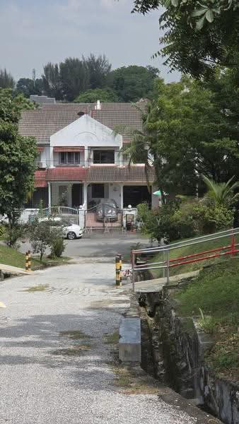 Terraced House for Sale in Usj 2 (Subang Jaya) - Sanjay Kumar Sadananthan - Exterior - PropertyGuru.com.my