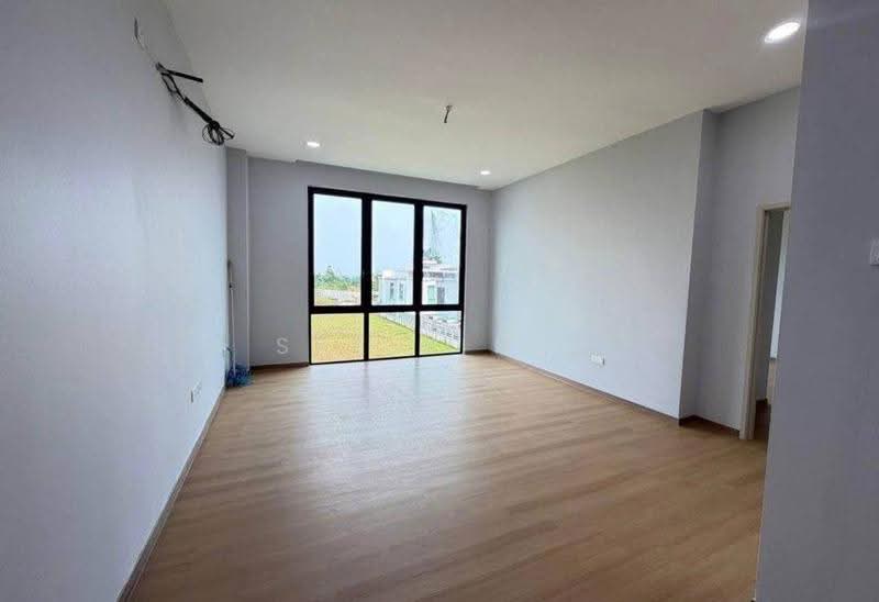 Rumah Berkembar untuk Dijual di Taman Mount Austin (Tebrau) - See Yin . - Living Room - PropertyGuru.com.my