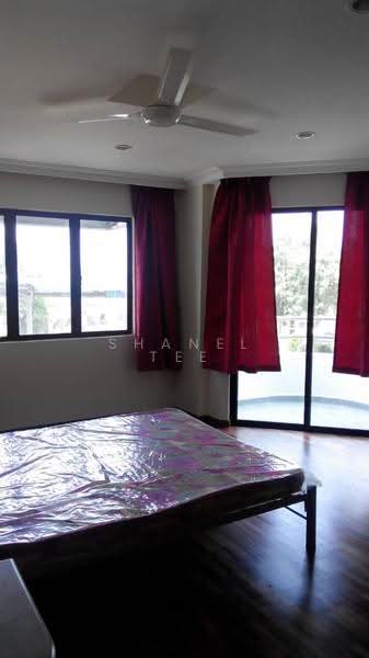 Kondominium untuk Dijual di Pasir Mutiara Condominium - Shanel Tee - Bedroom - PropertyGuru.com.my