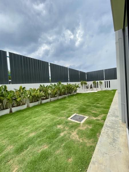 Cluster House for Sale in Shah Alam (Selangor) - Lawrence Chan - Exterior - PropertyGuru.com.my