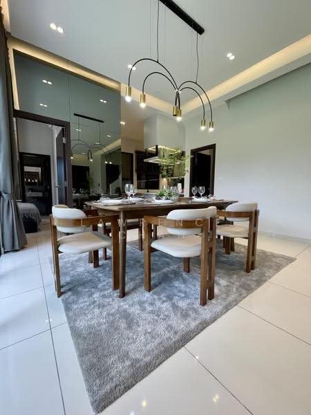 Cluster House for Sale in Shah Alam (Selangor) - Lawrence Chan - Dining Room - PropertyGuru.com.my