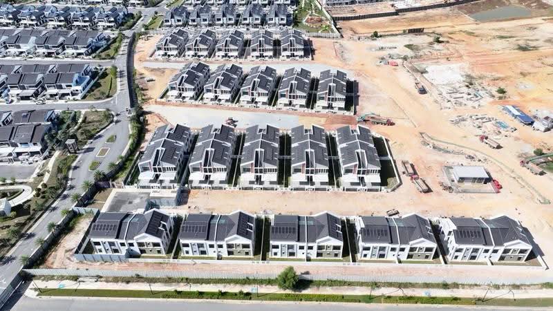 Cluster House for Sale in Shah Alam (Selangor) - Lawrence Chan - Exterior - PropertyGuru.com.my