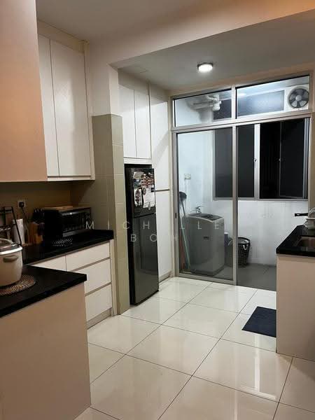 Condominium for Sale at Midfields 2 - Michelle Boh - Kitchen - PropertyGuru.com.my