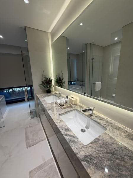 Service Residence for Sale at Pavilion Damansara Heights - Nicson Wan - Bathroom - PropertyGuru.com.my