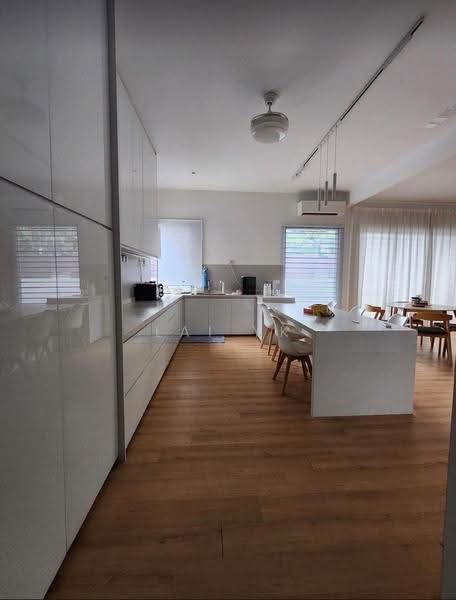 Bungalow House for Sale in Subang Heights (Subang Jaya) - Lai YK - PropertyGuru.com.my