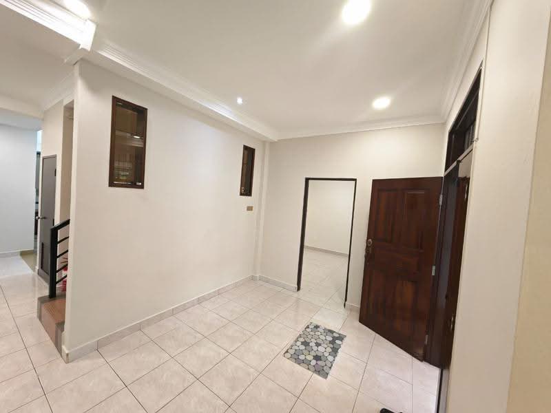 Rumah Teres 2-Tingkat untuk Dijual di Taman Desa Tebrau (Tebrau) - Carson . - Interior - PropertyGuru.com.my
