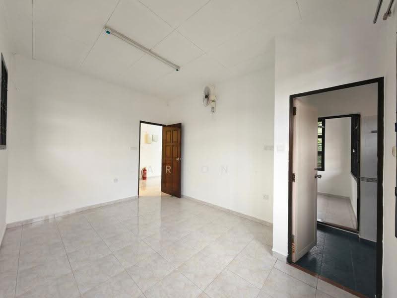 Rumah Teres 2-Tingkat untuk Dijual di Taman Desa Tebrau (Tebrau) - Carson . - Interior - PropertyGuru.com.my