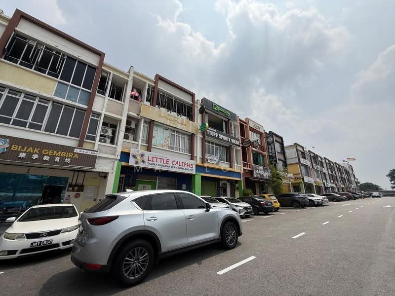 Shop for Rent in Bandar Putra Kulai (Kulai) - Max Loh - Exterior - PropertyGuru.com.my