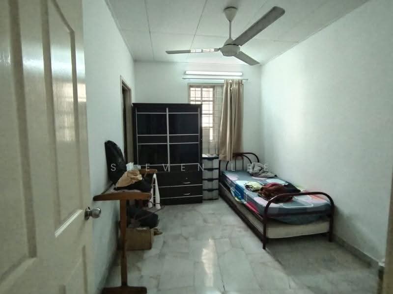 Bungalow House untuk Dijual di Rawang (Selangor) - Steven Lee - Bedroom - PropertyGuru.com.my