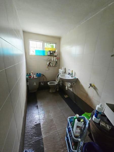 Rumah Teres 2-Tingkat untuk Dijual di Taman Midah (Cheras) - Frankie Ong - Bathroom - PropertyGuru.com.my