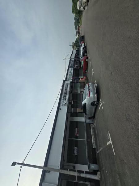 Kedai untuk Dijual di Taman Idaman (Kluang) - Shanel Tee - Exterior - PropertyGuru.com.my