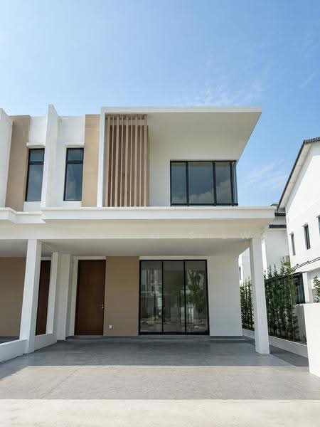 2-storey Terraced House for Sale in Bandar Gamuda Cove (Dengkil) - Calvin Siew - Exterior - PropertyGuru.com.my