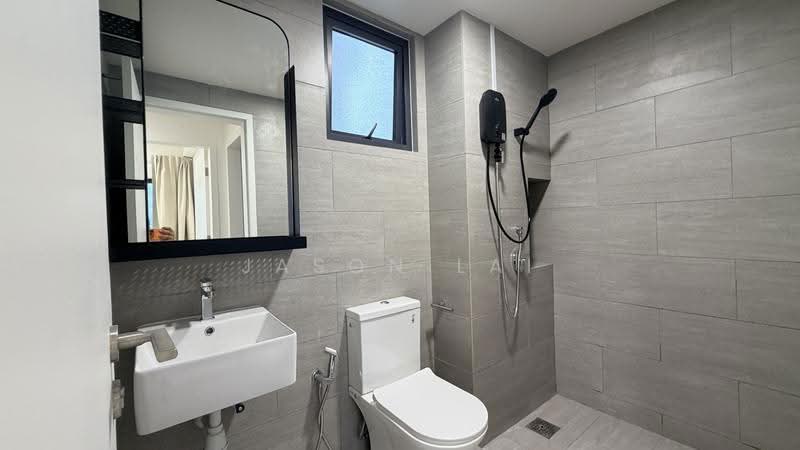 Kediaman Servis untuk Disewa di D'Ivo - Jason Lai - Bathroom - PropertyGuru.com.my