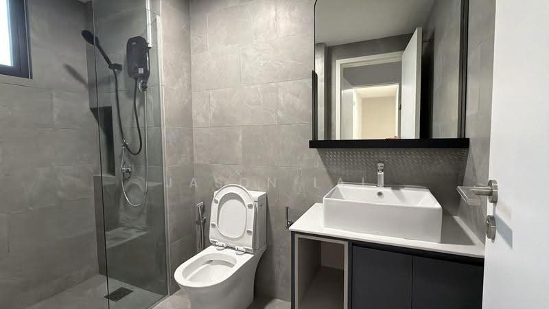 Kediaman Servis untuk Disewa di D'Ivo - Jason Lai - Bathroom - PropertyGuru.com.my
