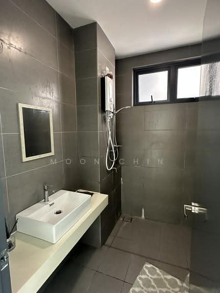 Kondominium untuk Disewa di The Hermington - Moon Chin - Bathroom - PropertyGuru.com.my