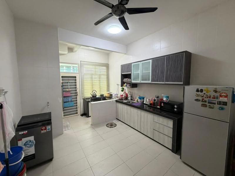 Rumah Teres 2-Tingkat untuk Dijual di TAMAN PUCHONG UTAMA (Puchong) - Vincent Hoo - Kitchen - PropertyGuru.com.my