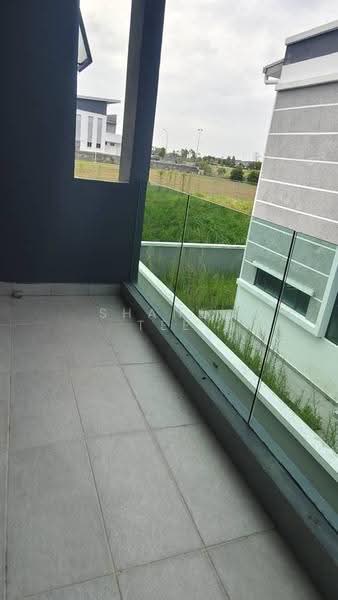 Rumah Berkembar untuk Dijual di Kluang (Johor) - Shanel Tee - Balcony - PropertyGuru.com.my