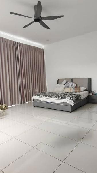 Rumah Berkembar untuk Dijual di Kluang (Johor) - Shanel Tee - Bedroom - PropertyGuru.com.my