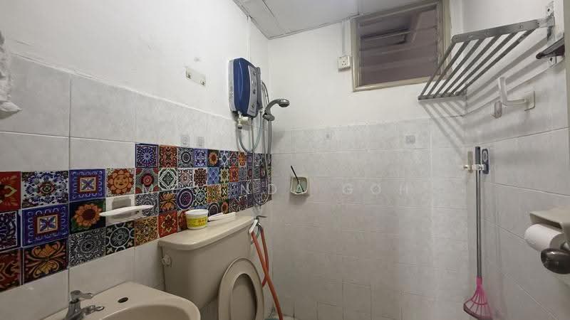 Kondominium untuk Dijual di Garden Park - Melinda Goh - Bathroom - PropertyGuru.com.my