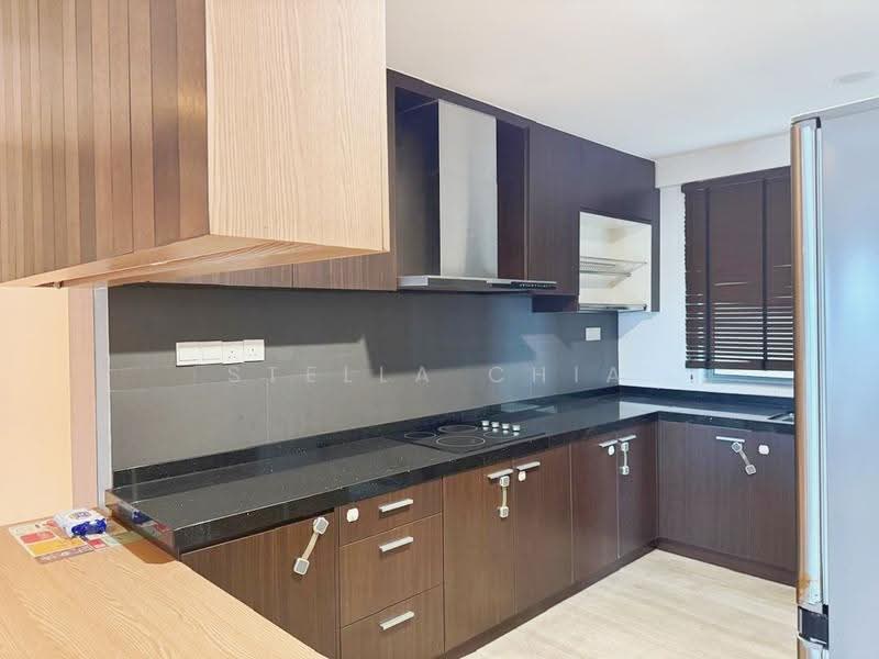 Pangsapuri untuk Disewa di Molek Pine 3 - Stella Chia - Kitchen - PropertyGuru.com.my