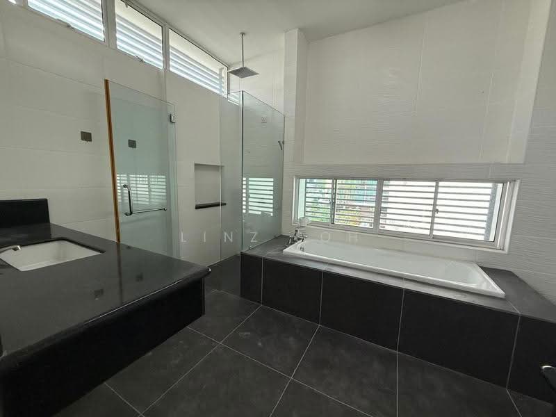 Bungalow House untuk Dijual di Taman Desa Tebrau (Tebrau) - Linz Soh - Bathroom - PropertyGuru.com.my