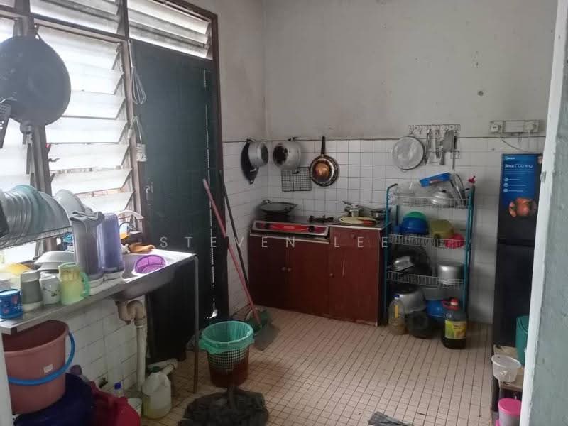 Rumah Teres 1-Tingkat untuk Dijual di Taman Dahlia (Serendah) - Steven Lee - Kitchen - PropertyGuru.com.my