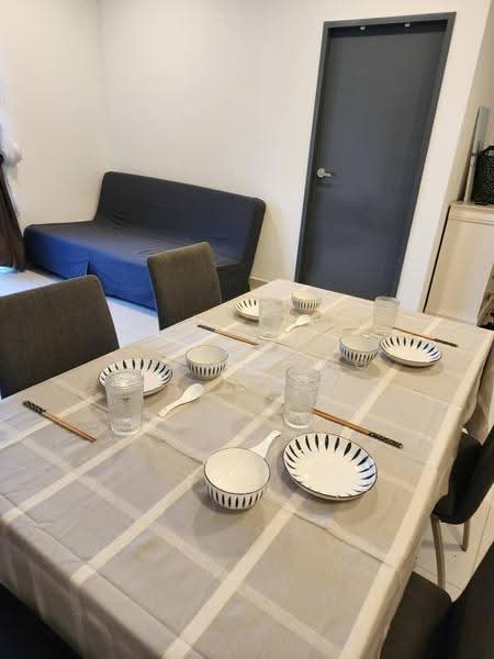 Kediaman Servis untuk Disewa di Henna Residence @ The Quartz WM - Aaron Ong - Dining Room - PropertyGuru.com.my