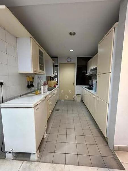 Condominium for Sale at Aloha Tower Condominium - Jameson Choo - Kitchen - PropertyGuru.com.my