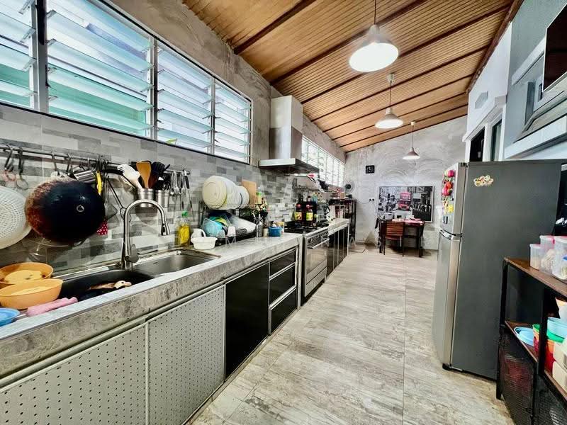 Semi-Detached House for Sale in Bandar Baru Bangi (Selangor) - Nadzmie Nasir - Kitchen - PropertyGuru.com.my