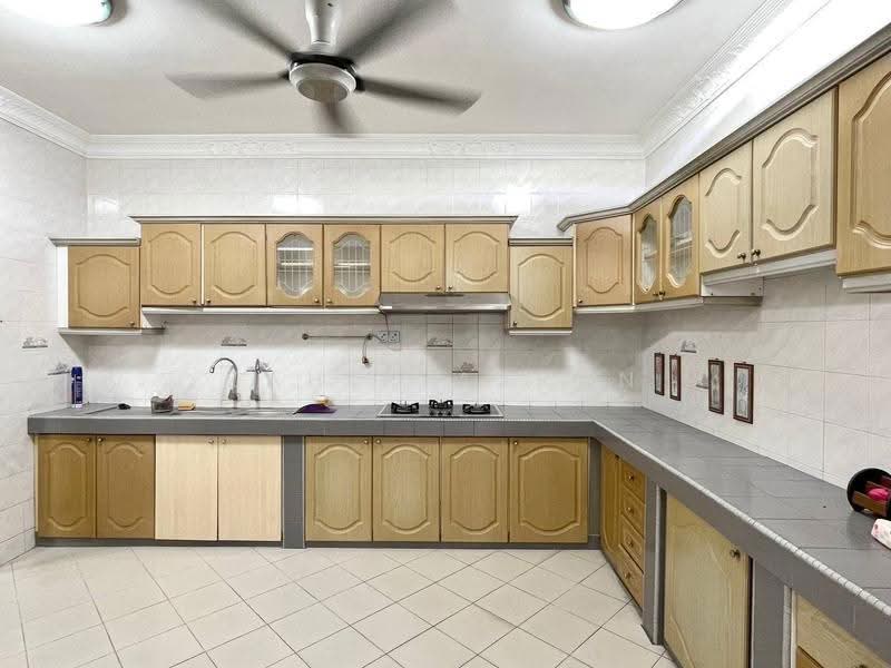 Rumah Berkembar untuk Dijual di Seksyen 9 (Shah Alam) - Zahir Ajran - PropertyGuru.com.my