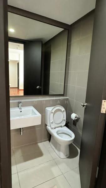 Service Residence for Rent at The Tamarind - Eric Cheah - Bathroom - PropertyGuru.com.my
