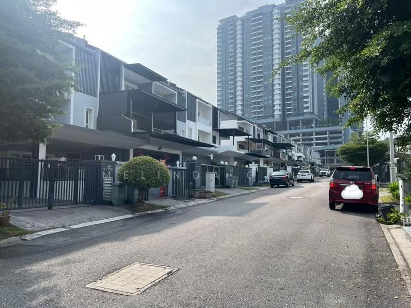 3-storey Terraced House for Sale in Sungai Long (Bandar Sungai Long) - Melinda Goh - Exterior - PropertyGuru.com.my