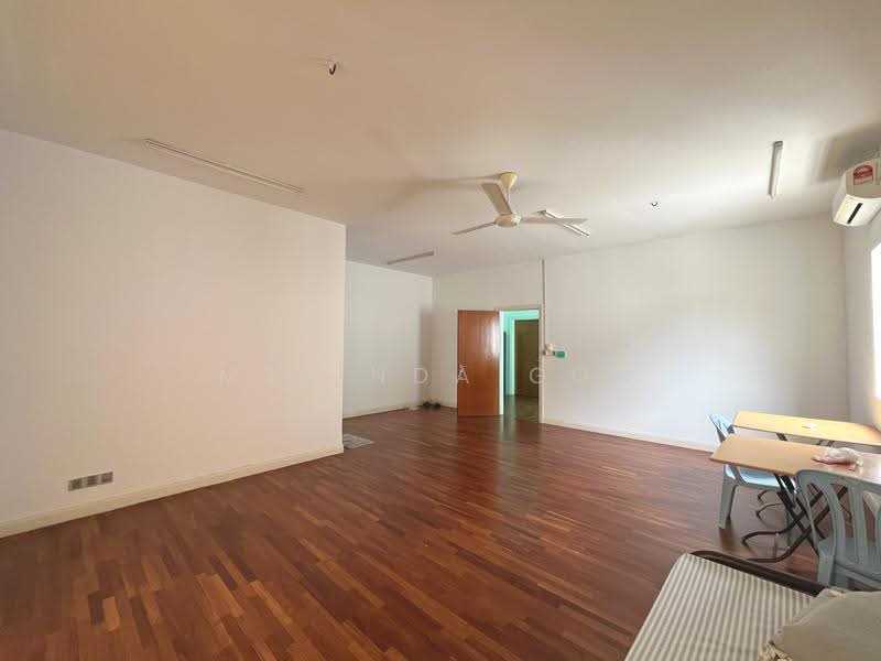 3-storey Terraced House for Sale in Sungai Long (Bandar Sungai Long) - Melinda Goh - PropertyGuru.com.my