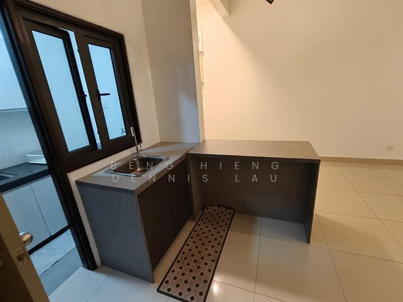 Service Residence for Rent at SkyVille 8 @ Benteng 8 - Beng Hieng Dennis Lau - PropertyGuru.com.my