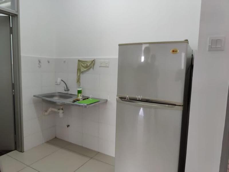 Kondominium untuk Disewa di Platinum Lake PV 20 - Ee Liaw - Kitchen - PropertyGuru.com.my