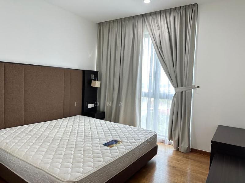 Pangsapuri untuk Disewa di Molek Pine 3 - Fiona Lai - Bedroom - PropertyGuru.com.my