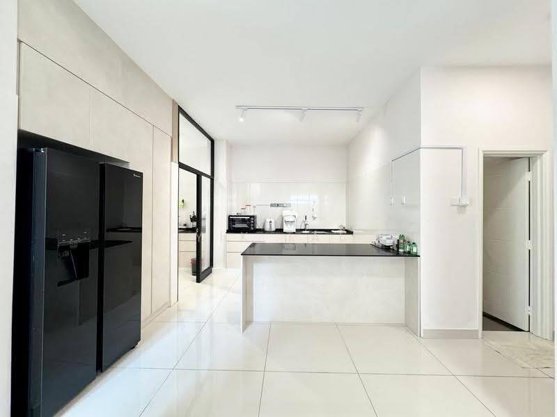 Semi-Detached House for Sale in Bandar Dato Onn (Tebrau) - Yik Tat - PropertyGuru.com.my
