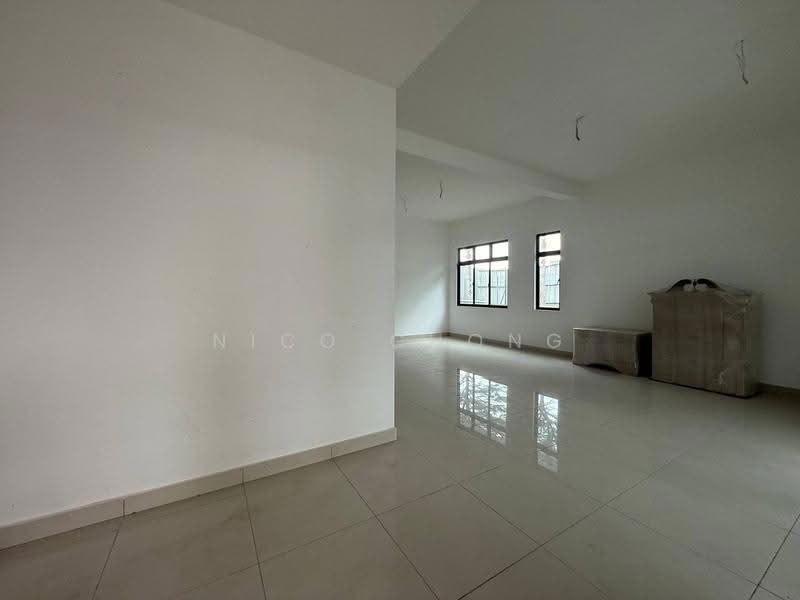 2-storey Terraced House for Sale in Ulu Tiram (Johor) - Nico Chong - Living Room - PropertyGuru.com.my