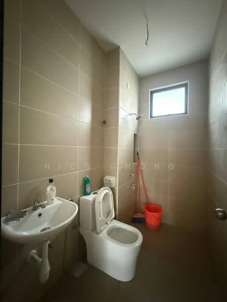 2-storey Terraced House for Sale in Ulu Tiram (Johor) - Nico Chong - Bathroom - PropertyGuru.com.my